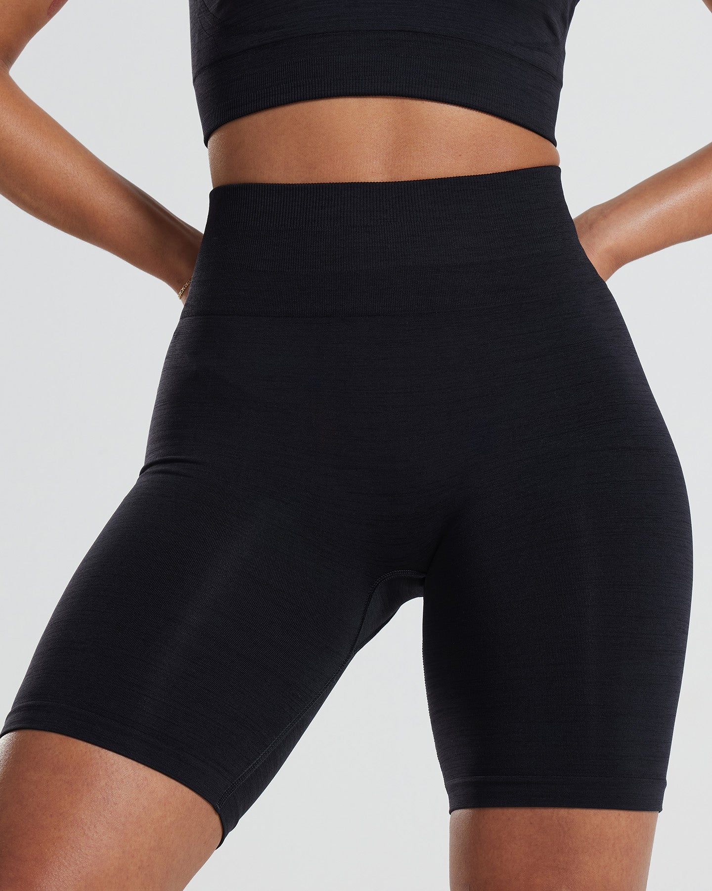 Define Scrunch Seamless Cycling Shorts | Black