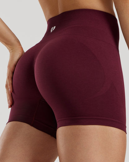 Define 2.0 Seamless Scrunch 4" Shorts | Dark Cherry