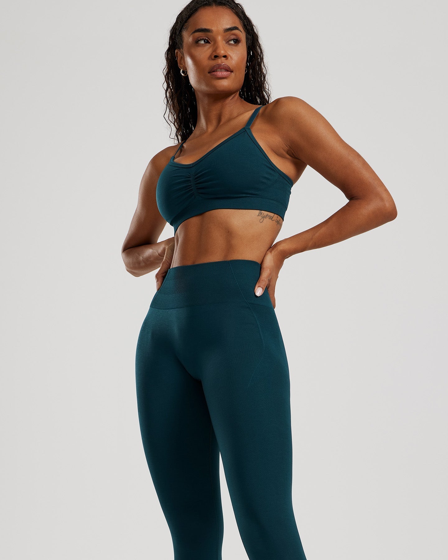 Define 2.0 Seamless Scrunch Bralette | Dark Moss