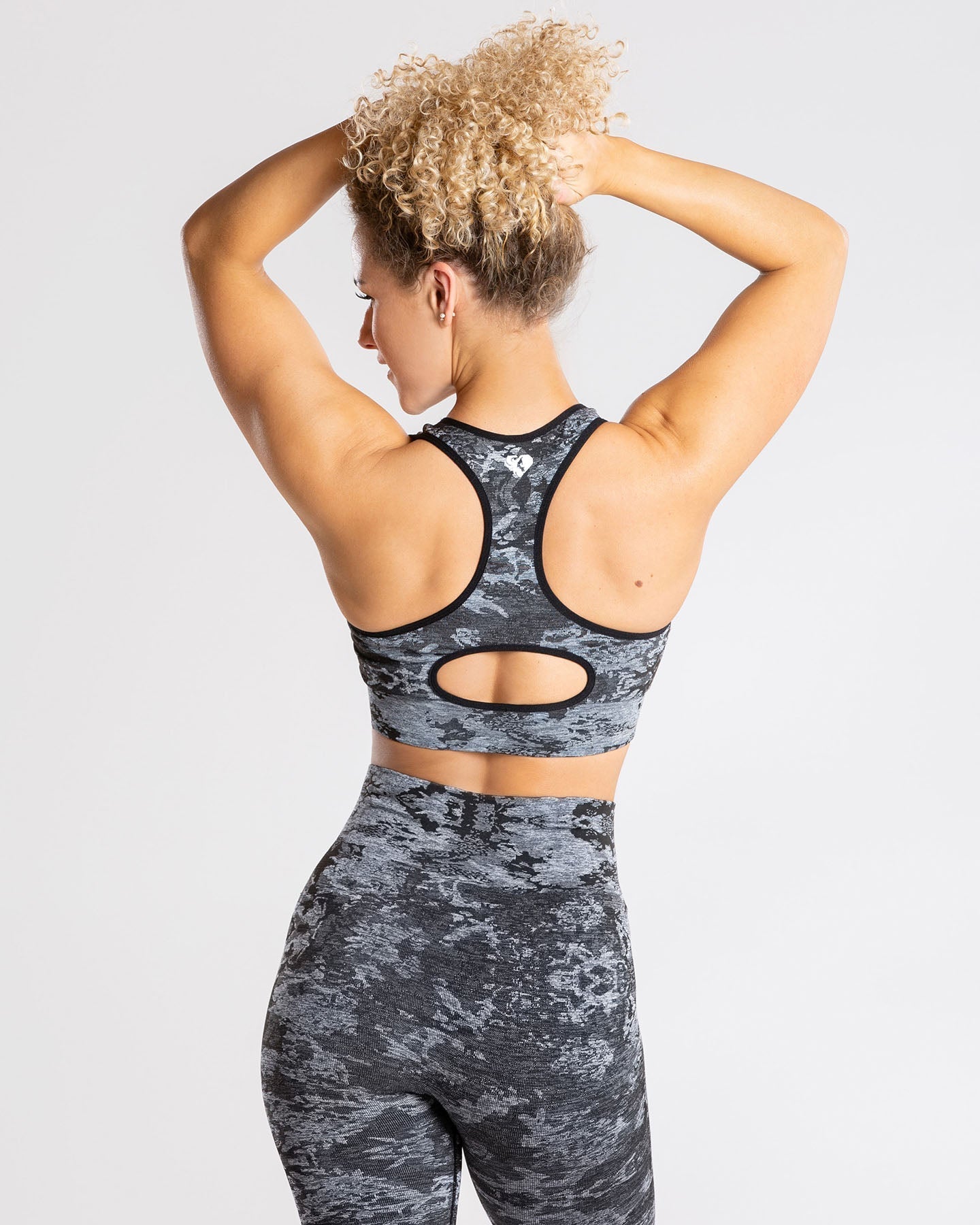 Camo Seamless Sports Bra | Black