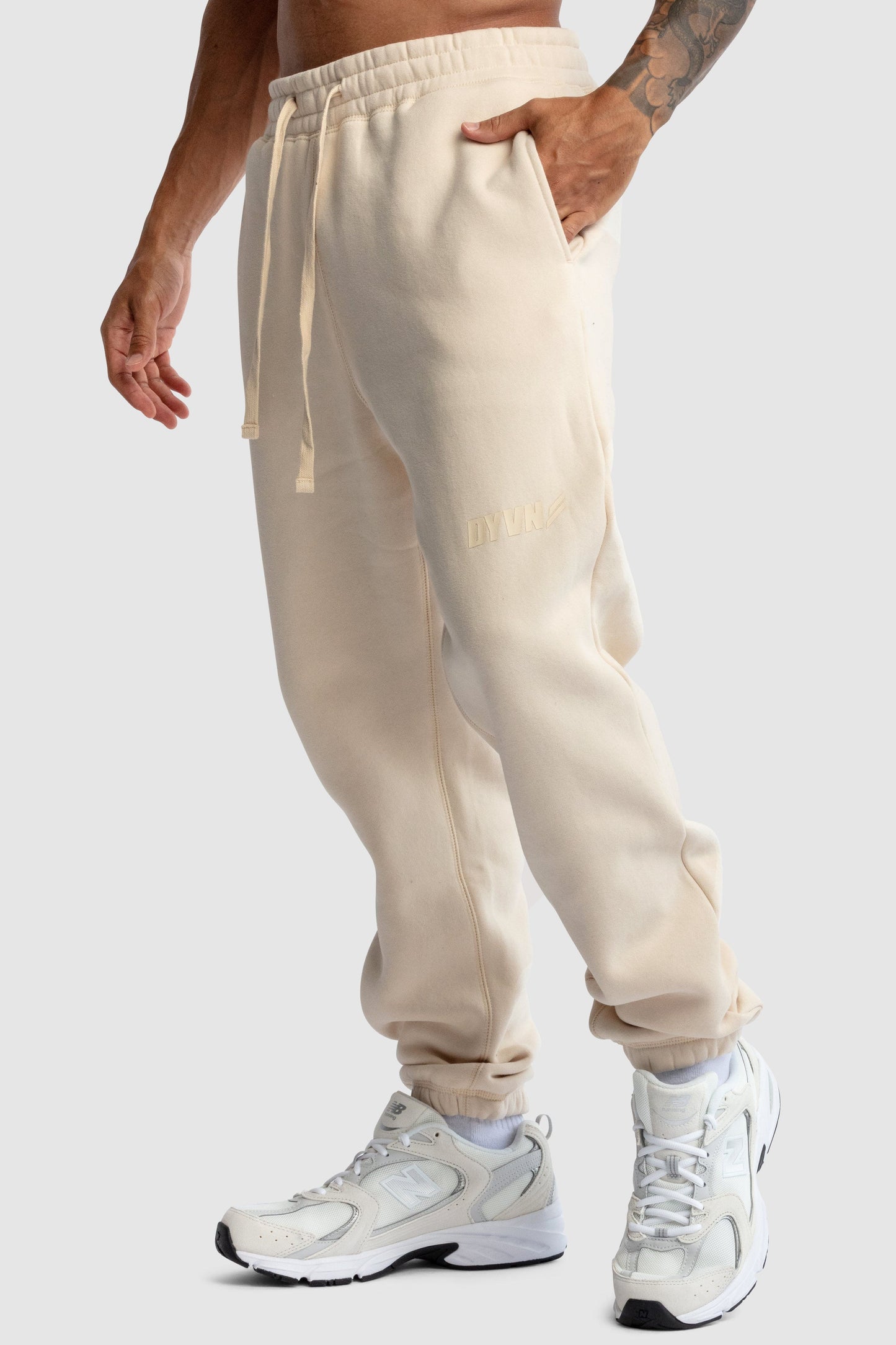 Men's DYVN Relaxed Fit Sweats - Cream